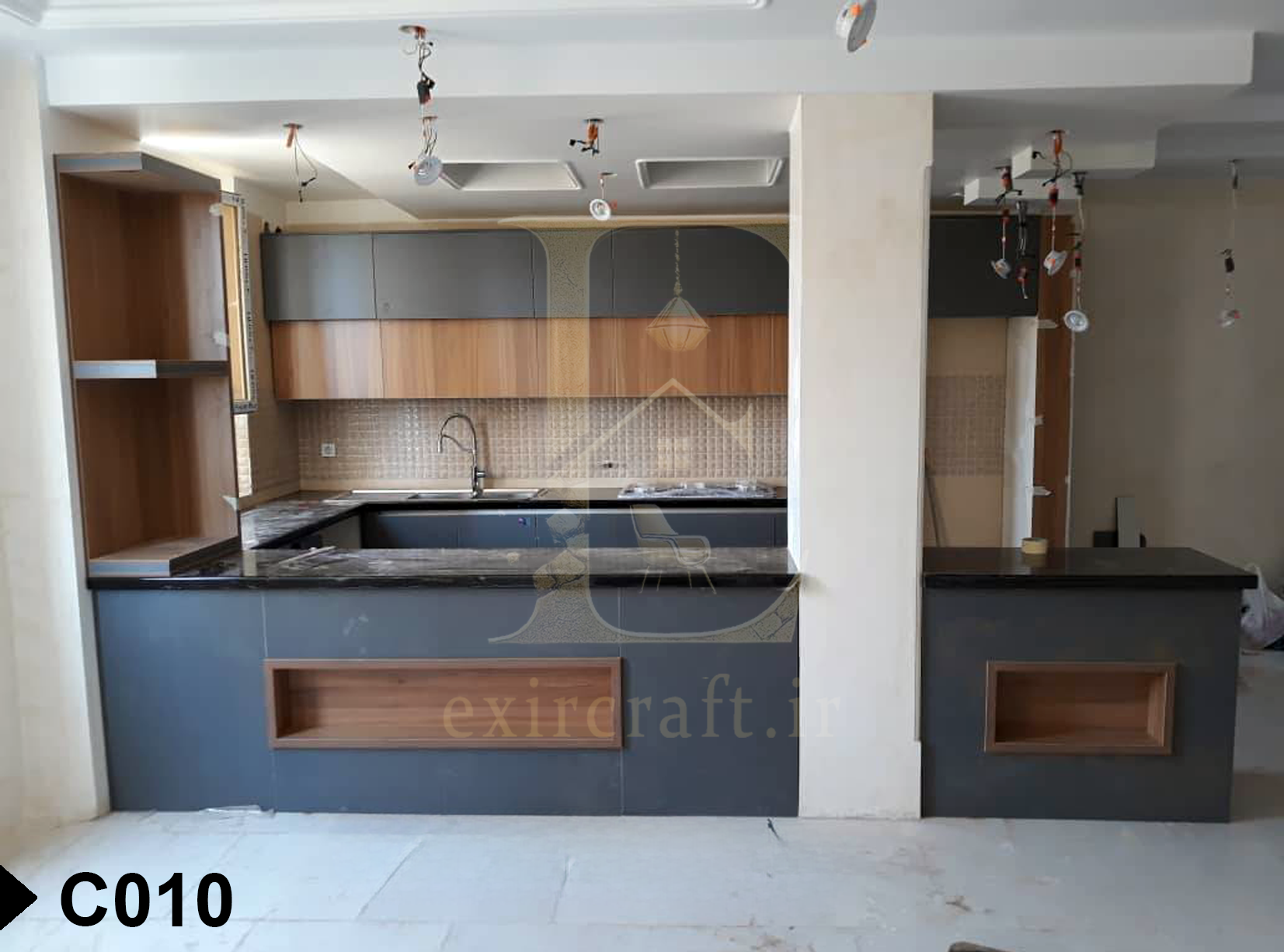 کابینت اکسیرکرفت C010