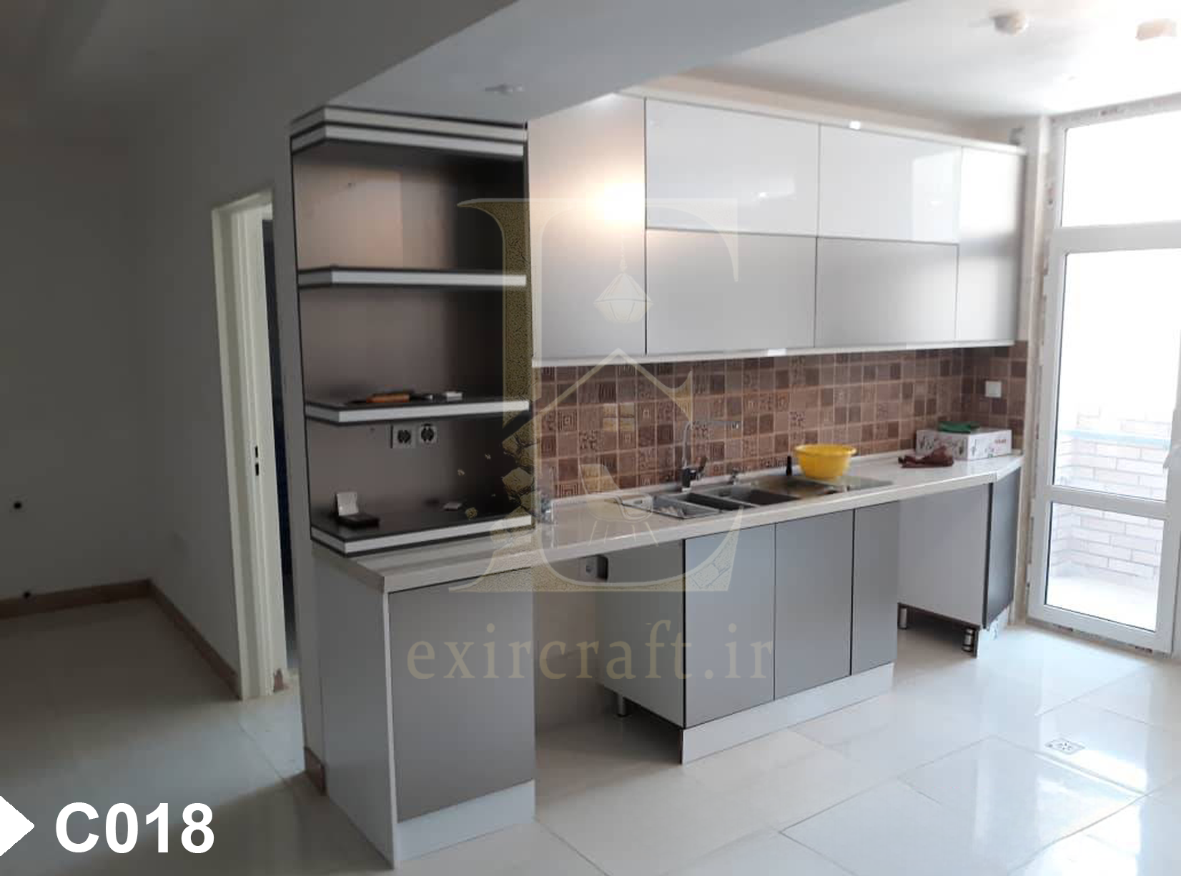 کابینت اکسیرکرفت C018